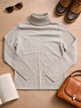 Vintage 90s Italian Merino Wool Turtleneck Sweater Oatmeal Ribbed Knit Luxury